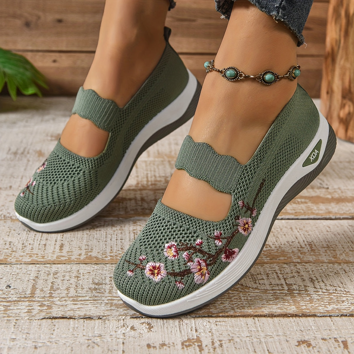 CÉLIANE | BASKETS FLORALE EMBROIDÉES POUR FEMMES