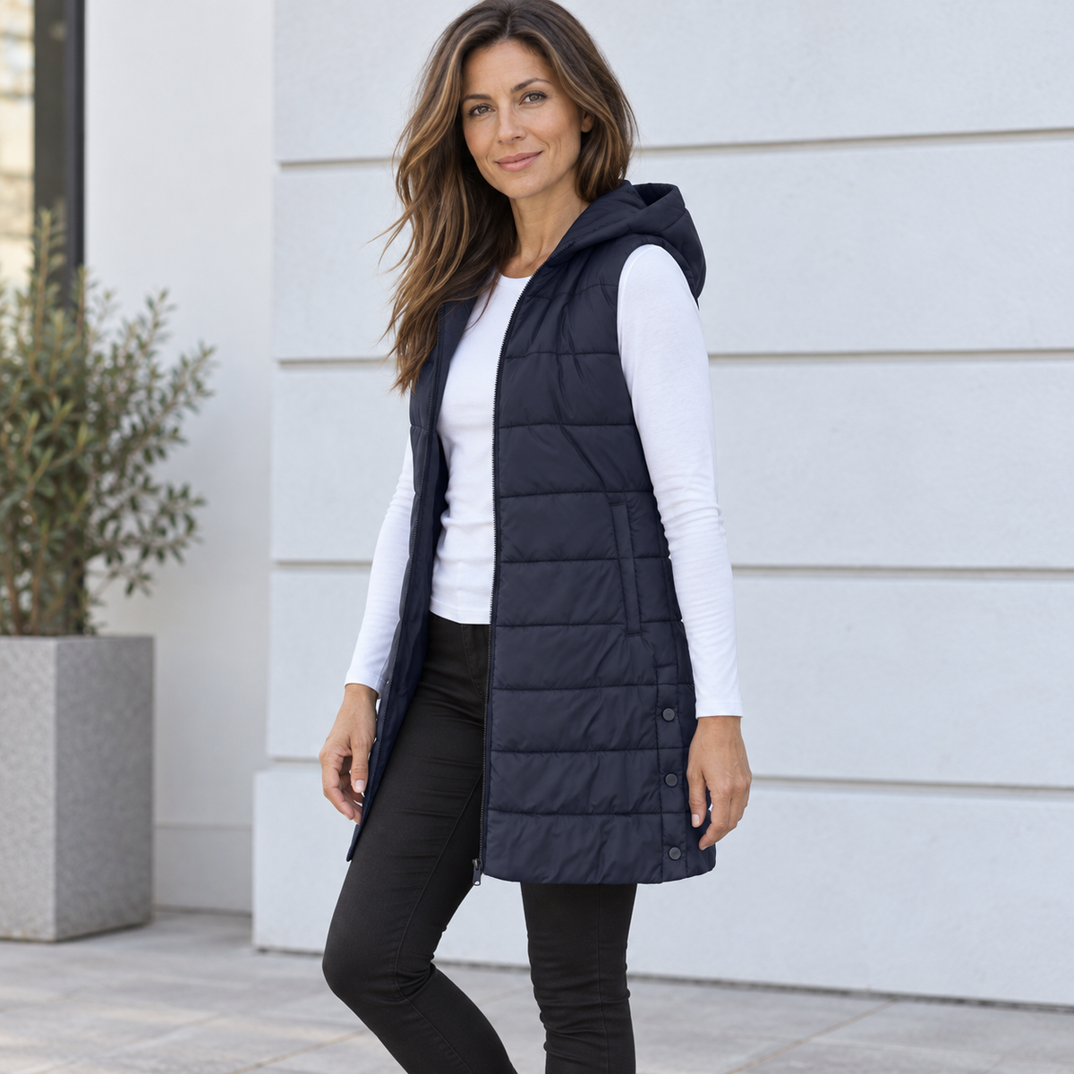 CÉLIANE | GILET LONG MATELASSÉ À CAPUCHE POUR FEMMES