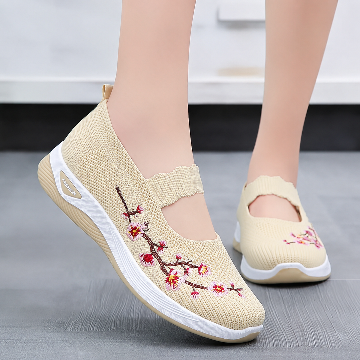 CÉLIANE | BASKETS FLORALE EMBROIDÉES POUR FEMMES